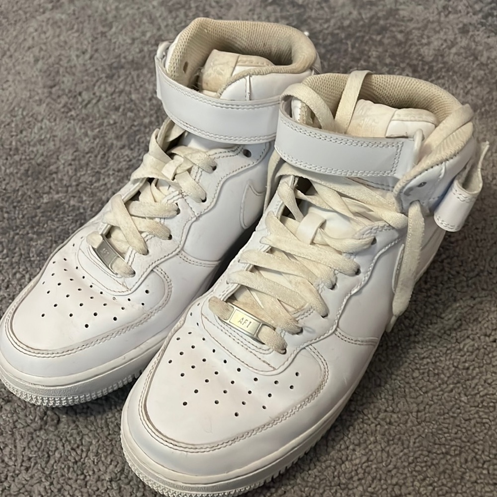Worn Nike airforces